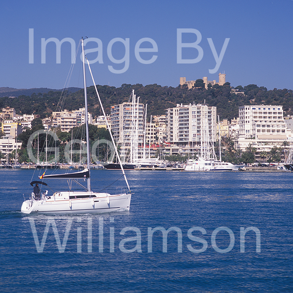 GW32385-60 = Boat Show Bound ???- sailing yacht ( with Belver Castle 