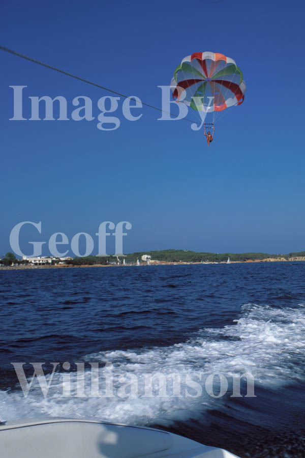 GW08575-32